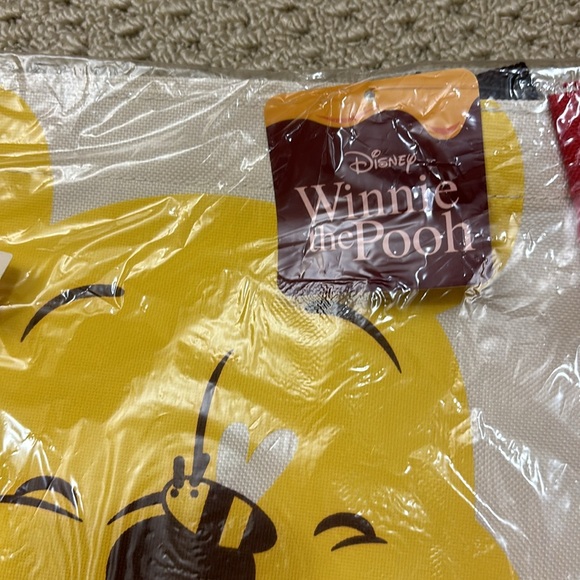 Winnie the Pooh tote bag + minnie mouse tsum tsum keychain - Picture 4 of 4